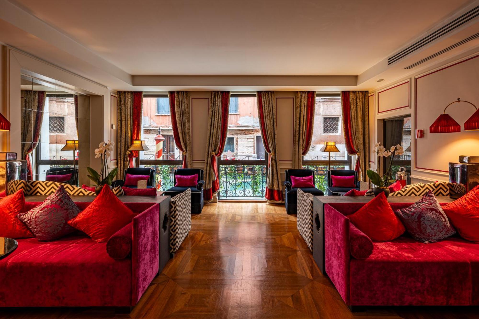 Splendid Venice - Starhotels Collezione Esterno foto The Lounge at the Mandarin Oriental, Milan